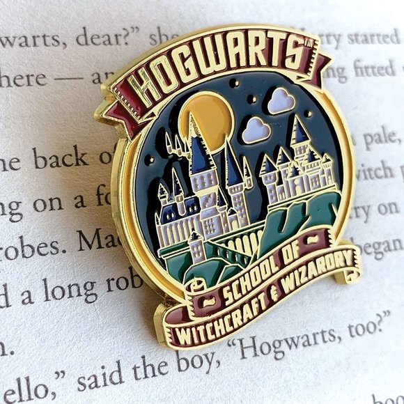 Harry Potter Gryffindor Backpack with Hogwarts Pin - Wizarding World Gifts - Picture 11 of 11